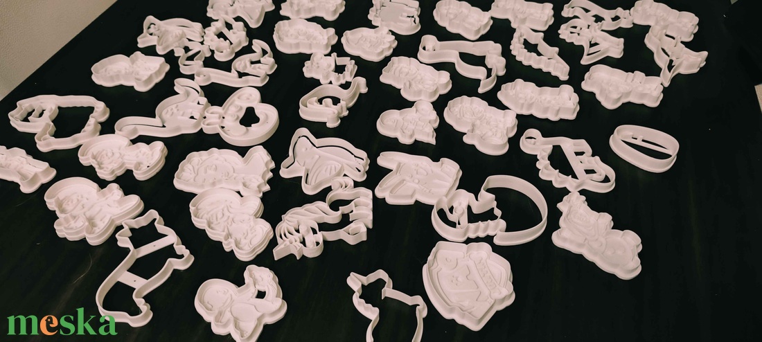 Dinoszaurusz sütikiszúró szett  5 figura, 2 részes formák süteményekhez, fondanthoz, gyurmához! - otthon & életmód - konyhafelszerelés, tálalás - sütés, főzés - sütikiszúró - Meska.hu