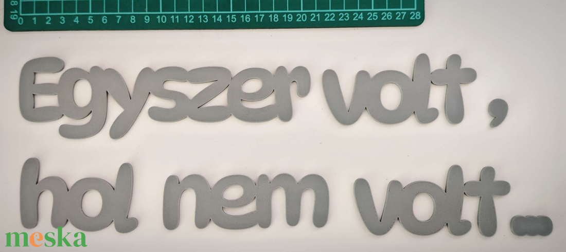Gyerekszoba felirat Egyszer volt... - fali dekoráció gyerekszobába, mesés hangulat 2-10 éves korig - baba - mama - babaszoba dekoráció - babaszoba kép - Meska.hu