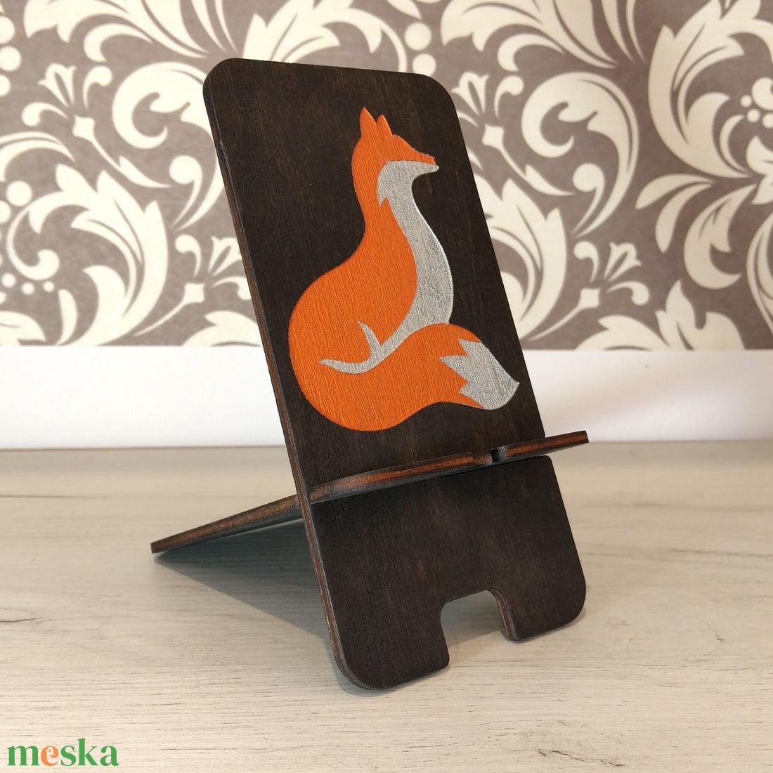 Asztali telefontartó róka mintával ébenfekete színben - otthon & életmód - tárolás & rendszerezés - íróasztali tároló - Meska.hu