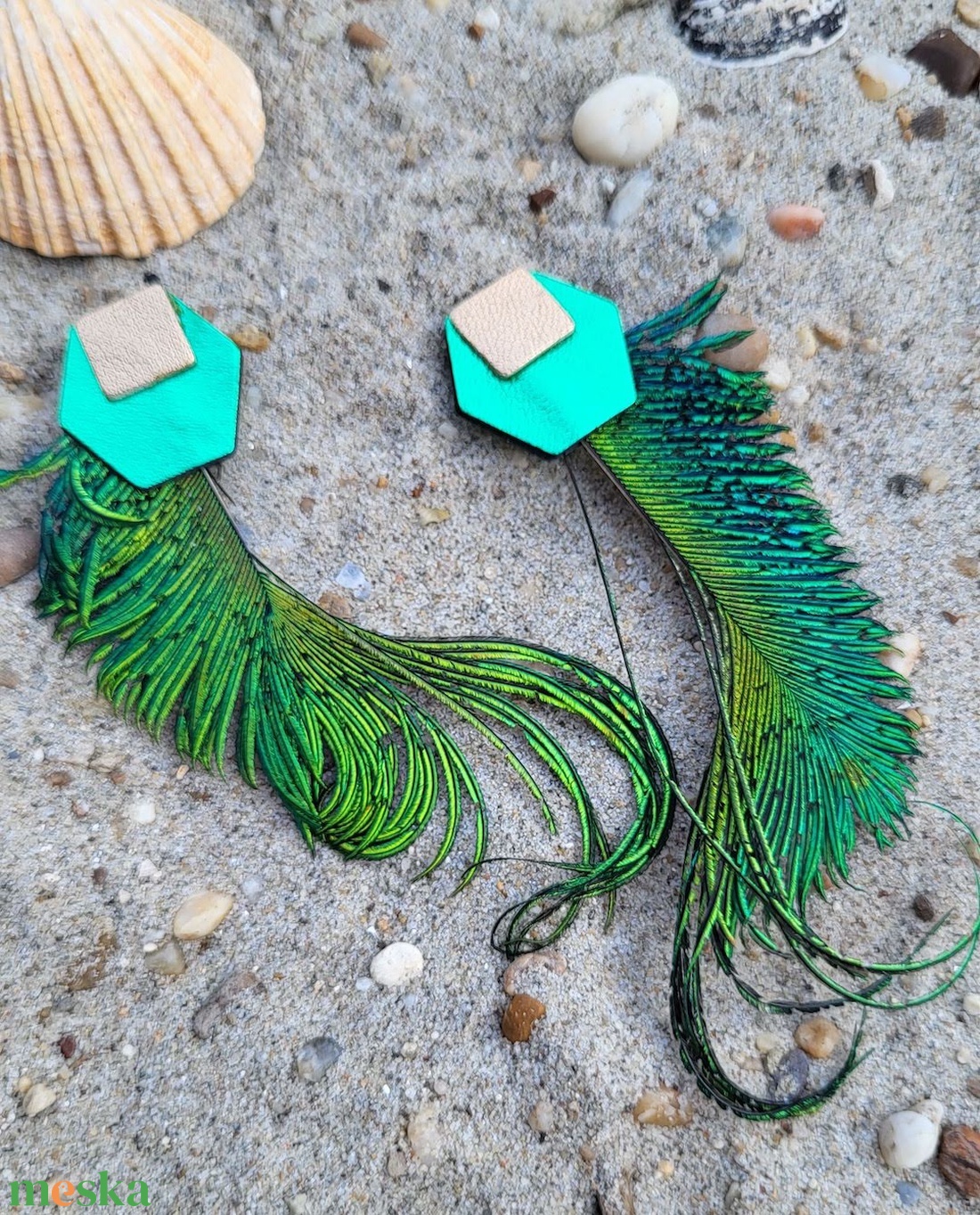 Green Peacock Toll Fülbevaló - ékszer - fülbevaló - lógó fülbevaló - Meska.hu Green Peacock Toll Fülbevaló - ékszer - fülbevaló - lógó fülbevaló - Meska.hu
