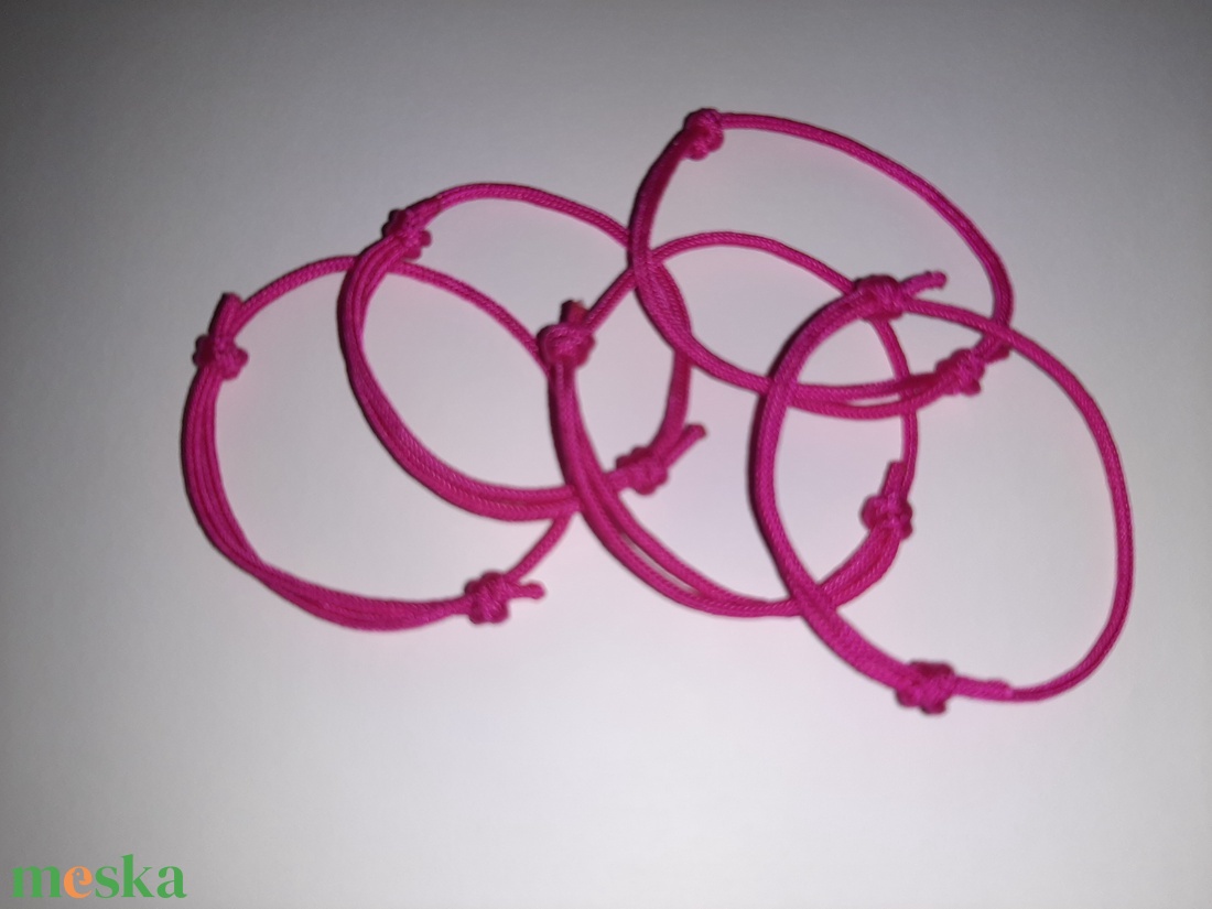 Magenta kabbala karkötő - 5db-os csomag - ékszer - karkötő - fonott karkötő - Meska.hu Magenta kabbala karkötő - 5db-os csomag - ékszer - karkötő - fonott karkötő - Meska.hu