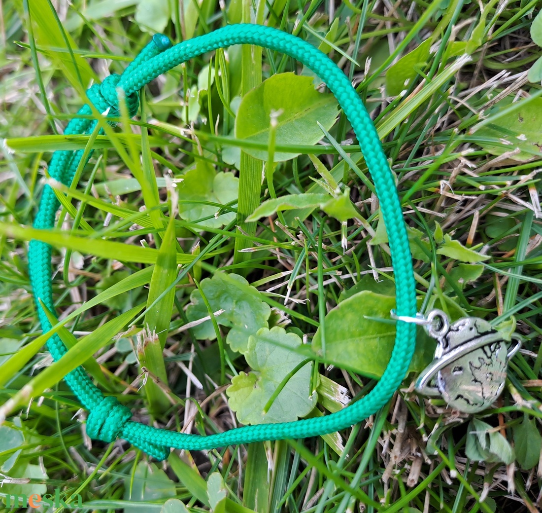 Földgömb karkötő - ékszer - karkötő - karkötő medállal - Meska.hu