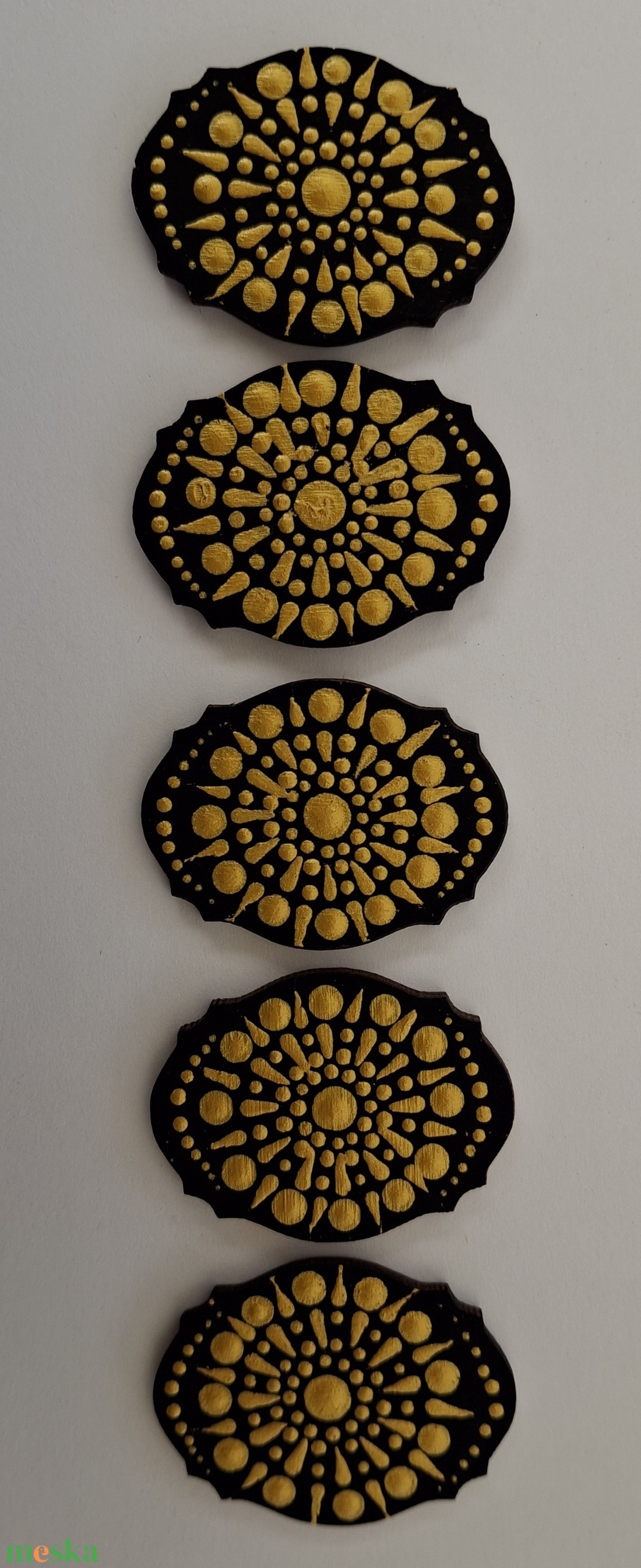 Arany mini mandala - hűtőmágnes  - otthon & életmód - konyhafelszerelés, tálalás - konyhai dekoráció - hűtőmágnes - Meska.hu