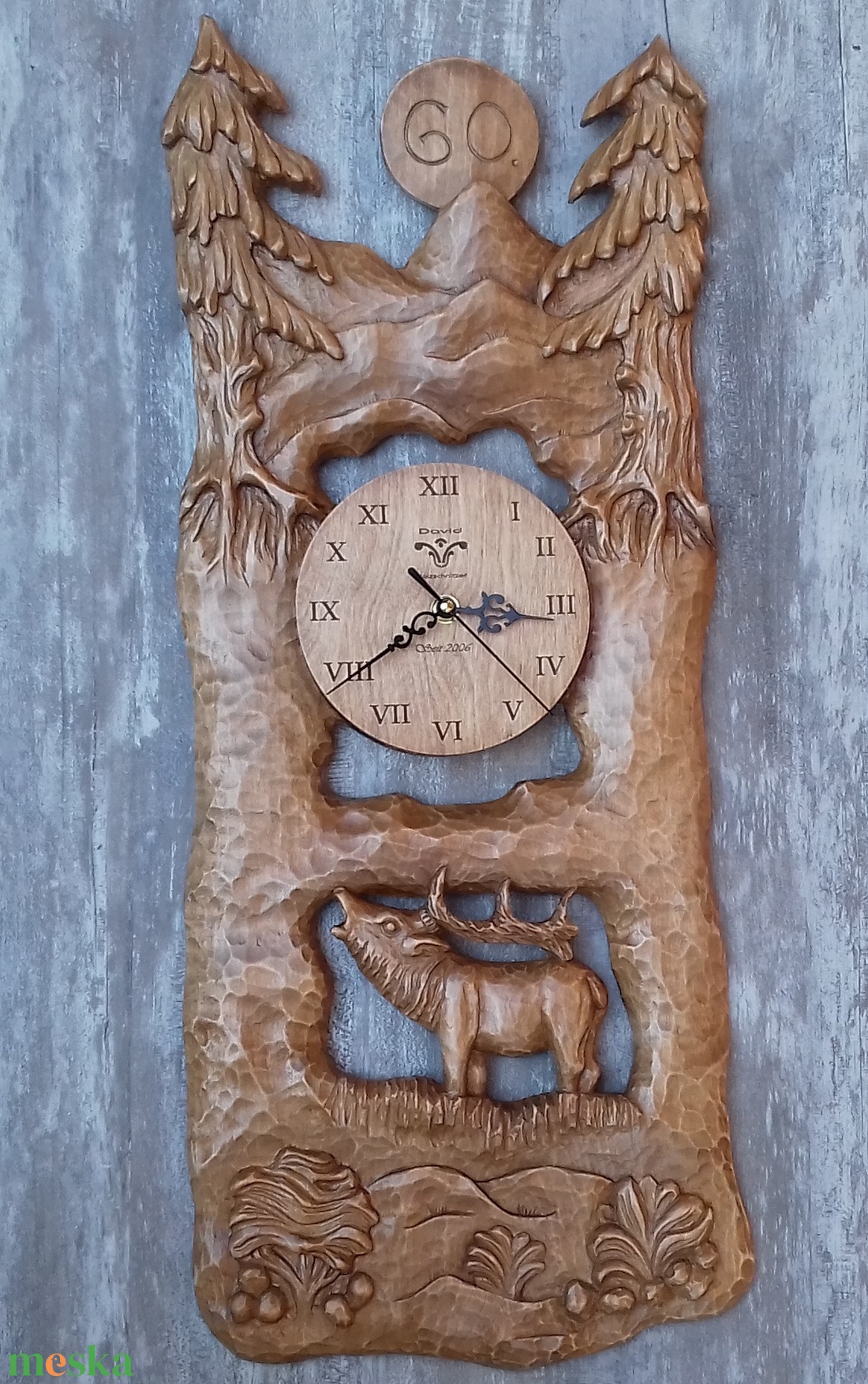 szarvasóra vadászóra vadászajándék óra faóra falióra esküvőiajándék faragottóra egyedióra - otthon & életmód - dekoráció - fali és függő dekoráció - falióra & óra - Meska.hu