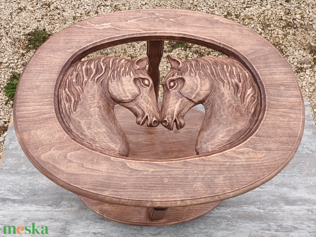 dohányzóasztal lovasbútor lovasasztal lovasfaragás lovasajándék asztal faasztal lovas dohányzóasztal lovastermék  - otthon & életmód - bútor - asztal - Meska.hu