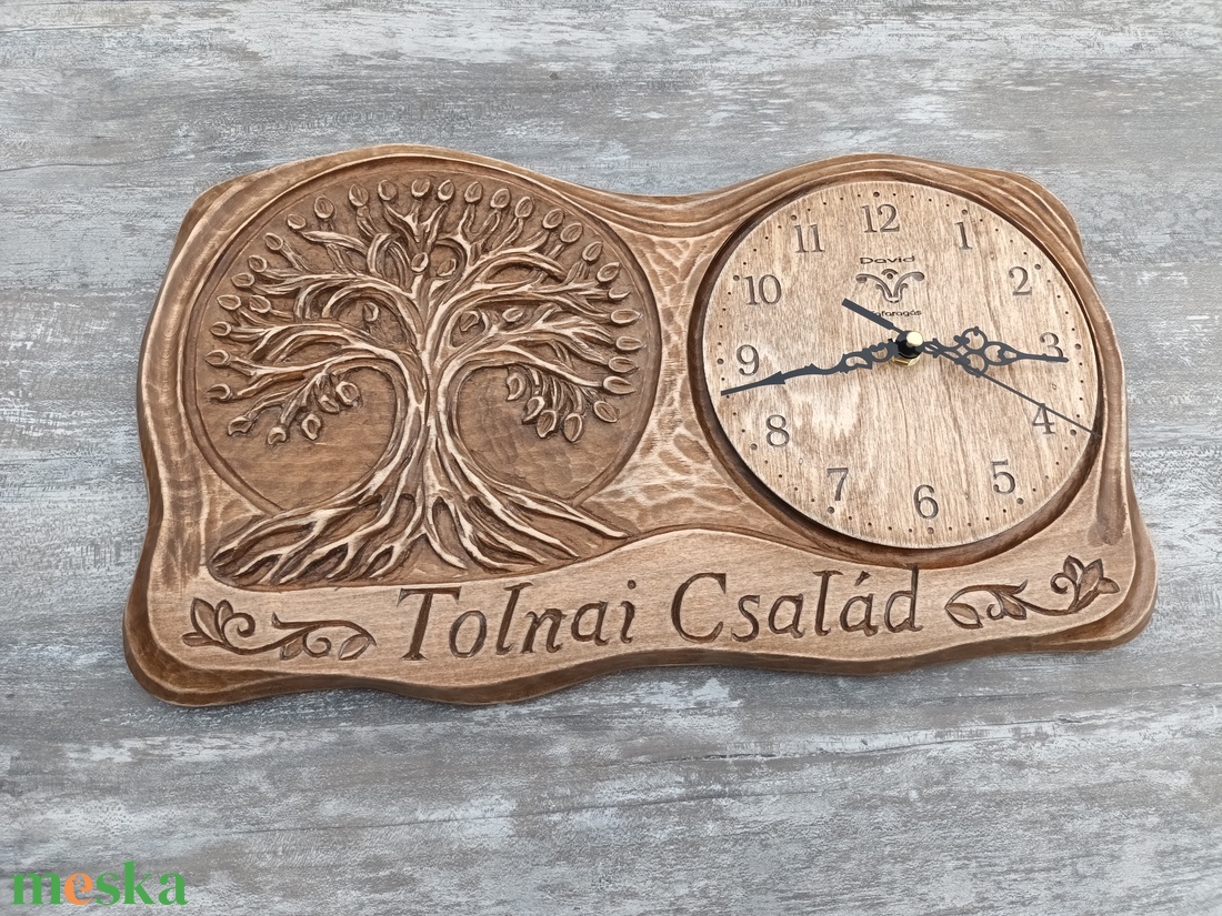  family életfaóra életfa falióra családióra faóra faragott óra lakásdísz díszóra ajándéktárgy egyedióra falevél - otthon & életmód - dekoráció - fali és függő dekoráció - falióra & óra - Meska.hu