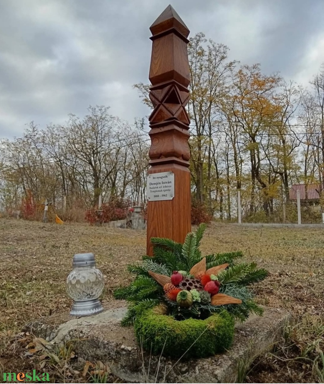 kopjafa síremlék fejfa fafaragás emlékmű köztériemlékmű kopjafafaragás köztériszobor székelykapu faragott oszlop - otthon & életmód - vallás - temetkezési tárgy - sírdísz, kegyeleti dísz - Meska.hu