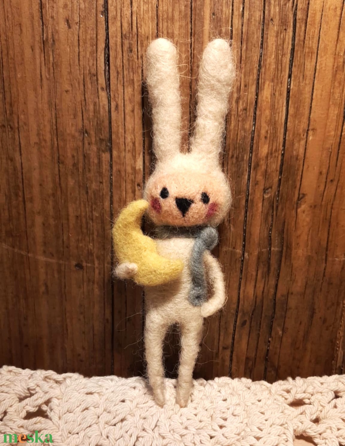 Tűnemez nyuszi holddal - otthon & életmód - dekoráció - manók - Meska.hu