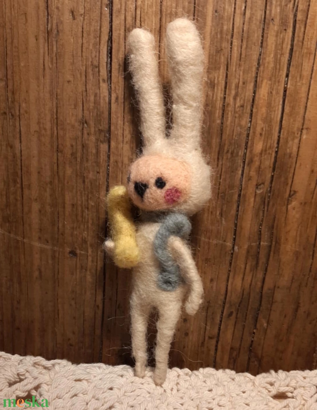 Tűnemez nyuszi holddal - otthon & életmód - dekoráció - manók - Meska.hu