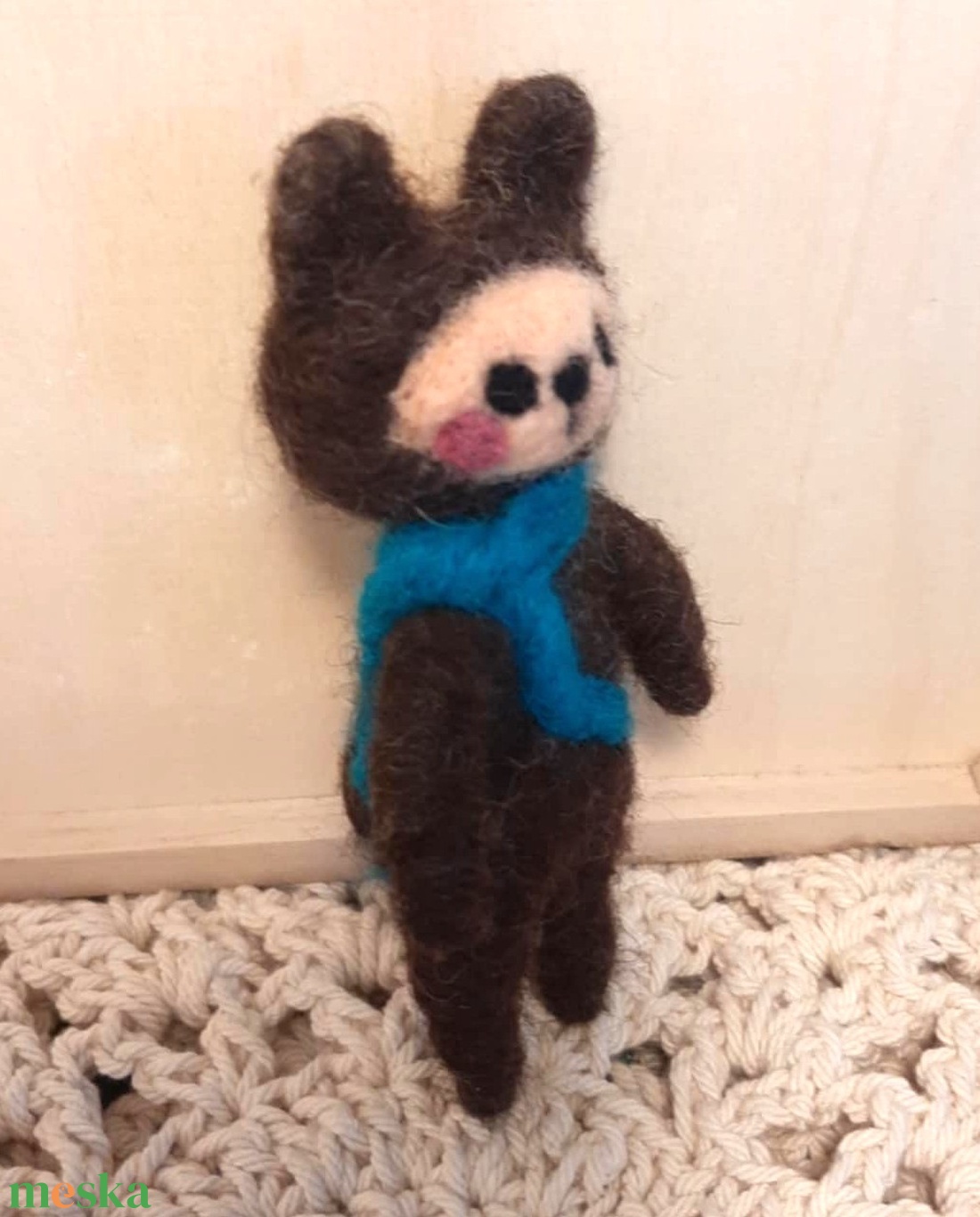 Sálas mackó - otthon & életmód - dekoráció - manók - Meska.hu