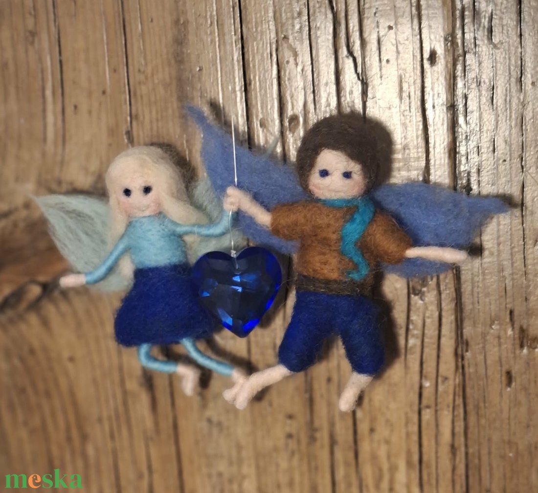 Tündérpár szív alakú üvegkristály napfogóval - otthon & életmód - dekoráció - manók - Meska.hu