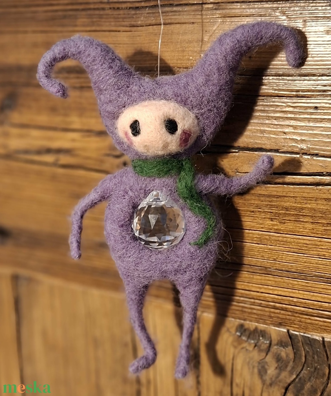 Napfényfogó lila manó - otthon & életmód - dekoráció - fali és függő dekoráció - függődísz - Meska.hu