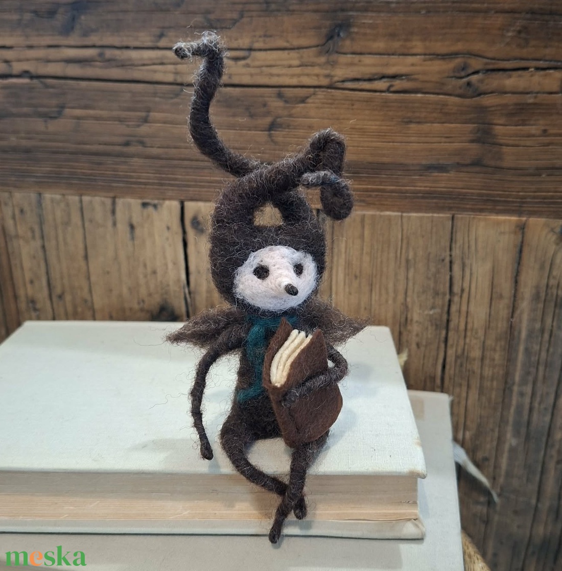 Könyvmoly - otthon & életmód - dekoráció - manók - Meska.hu