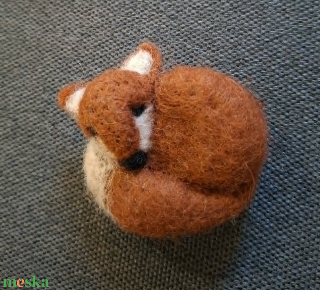 Róka kitűző - ékszer - kitűző és bross - Meska.hu