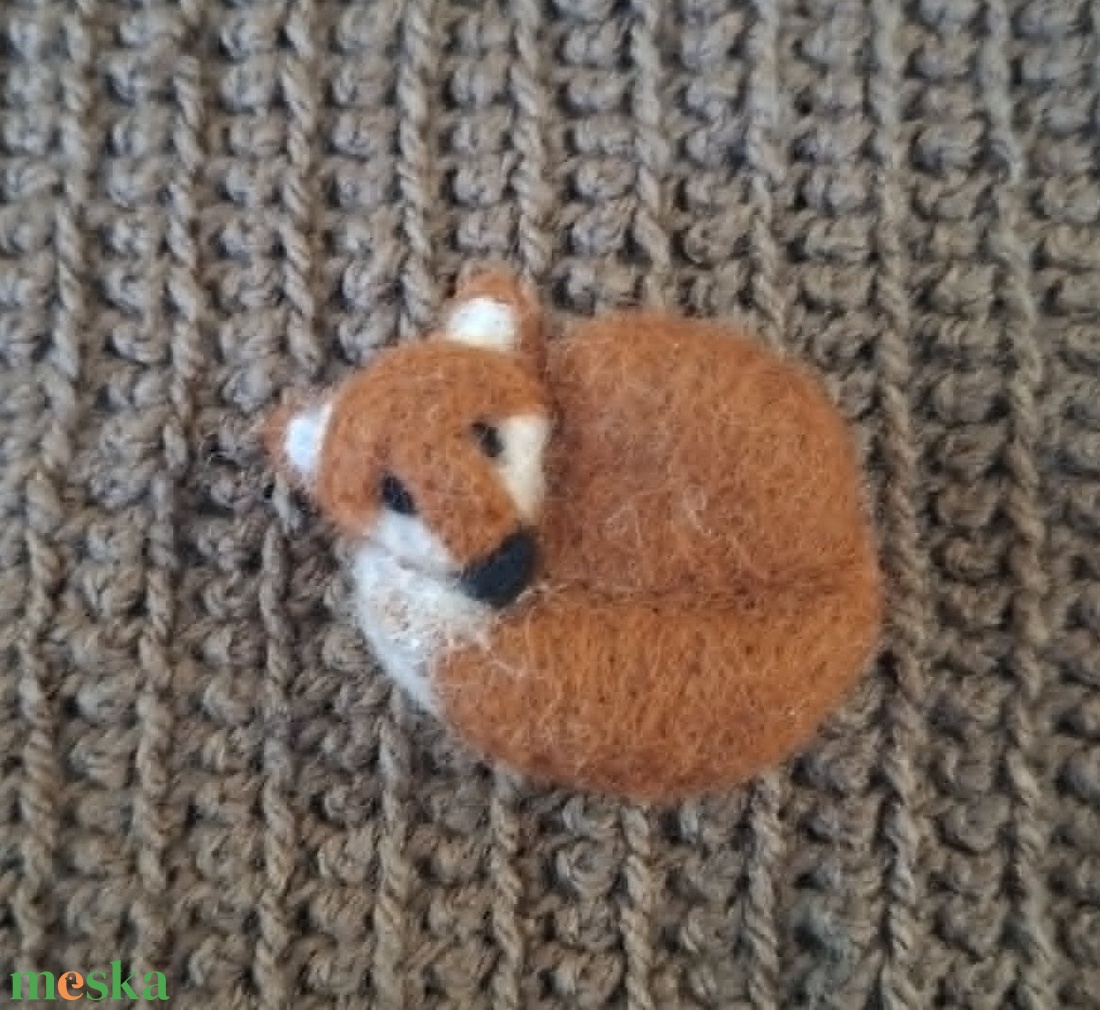 Róka kitűző - ékszer - kitűző és bross - Meska.hu