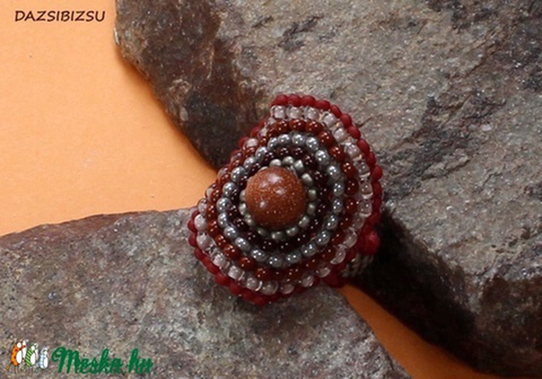 Jupiter gyűrűje -  - Meska.hu