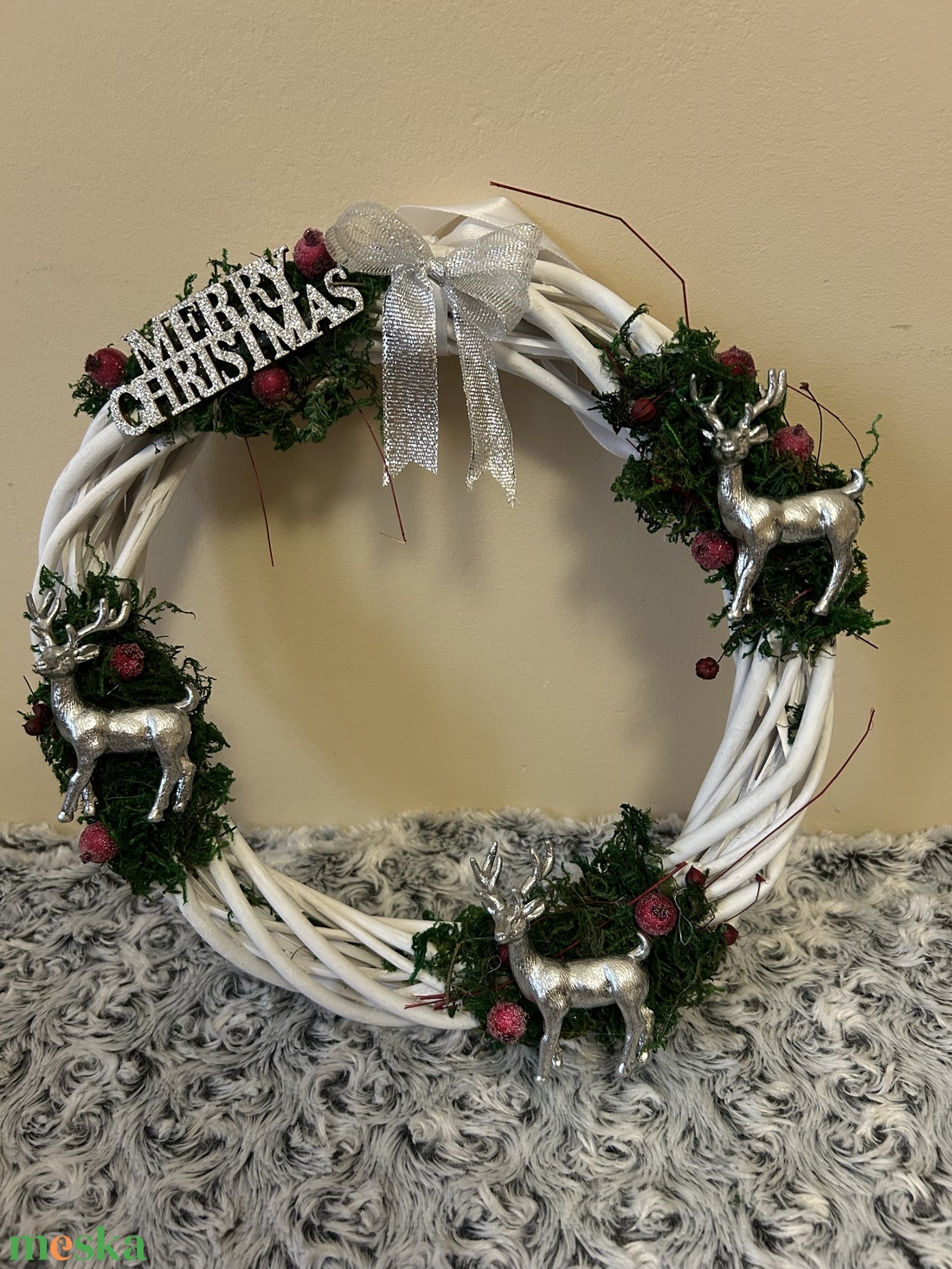 Ezüstszarvas karácsonyi koszorú - karácsony - karácsonyi lakásdekoráció - karácsonyi lakásdíszek - Meska.hu
