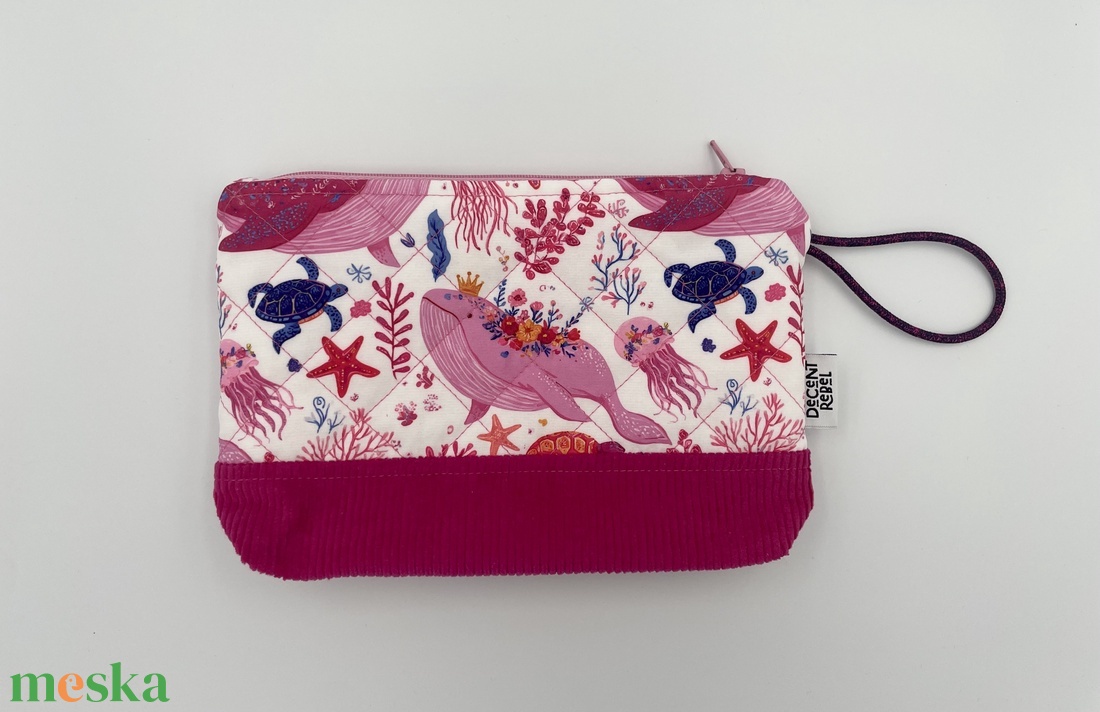 Rózsaszín, steppelt, bálnás pipere táska magenta korddal - táska & tok - neszesszer - Meska.hu