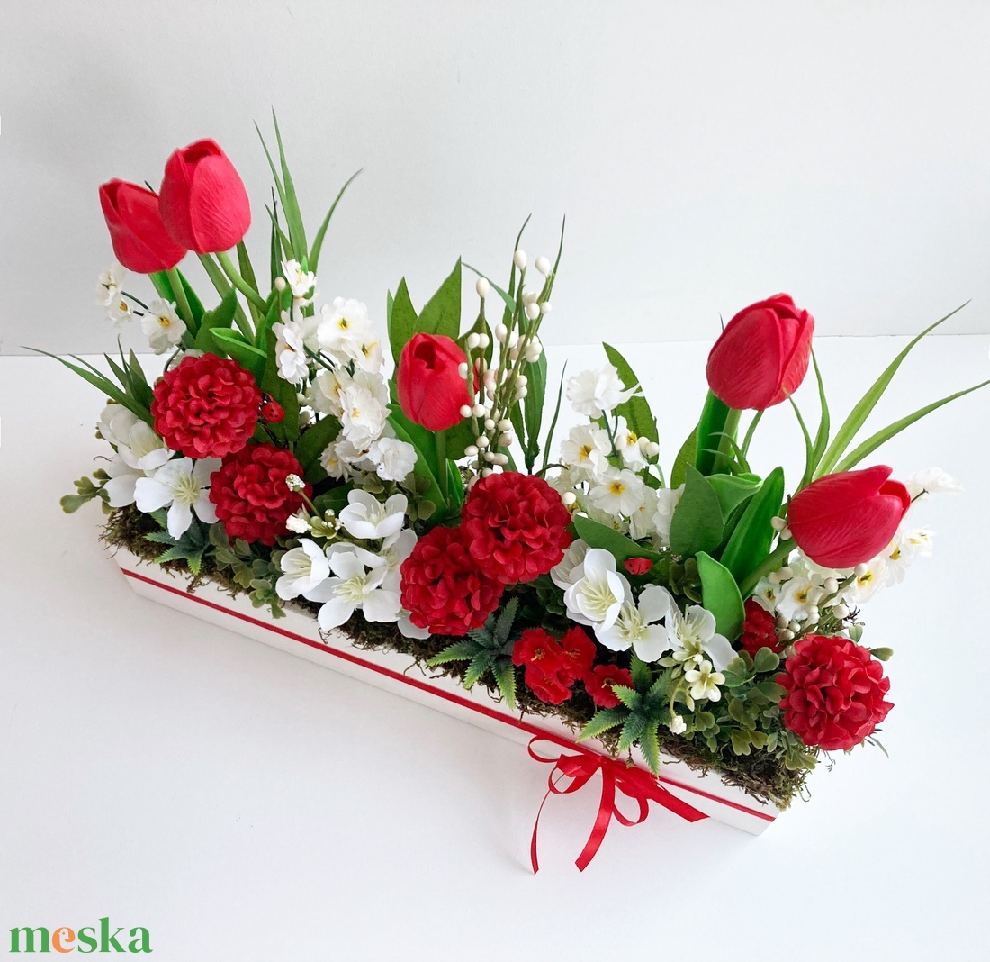 Piros tulipános tavaszi virágláda - otthon & életmód - dekoráció - Meska.hu Piros tulipános tavaszi virágláda - otthon & életmód - dekoráció - Meska.hu
