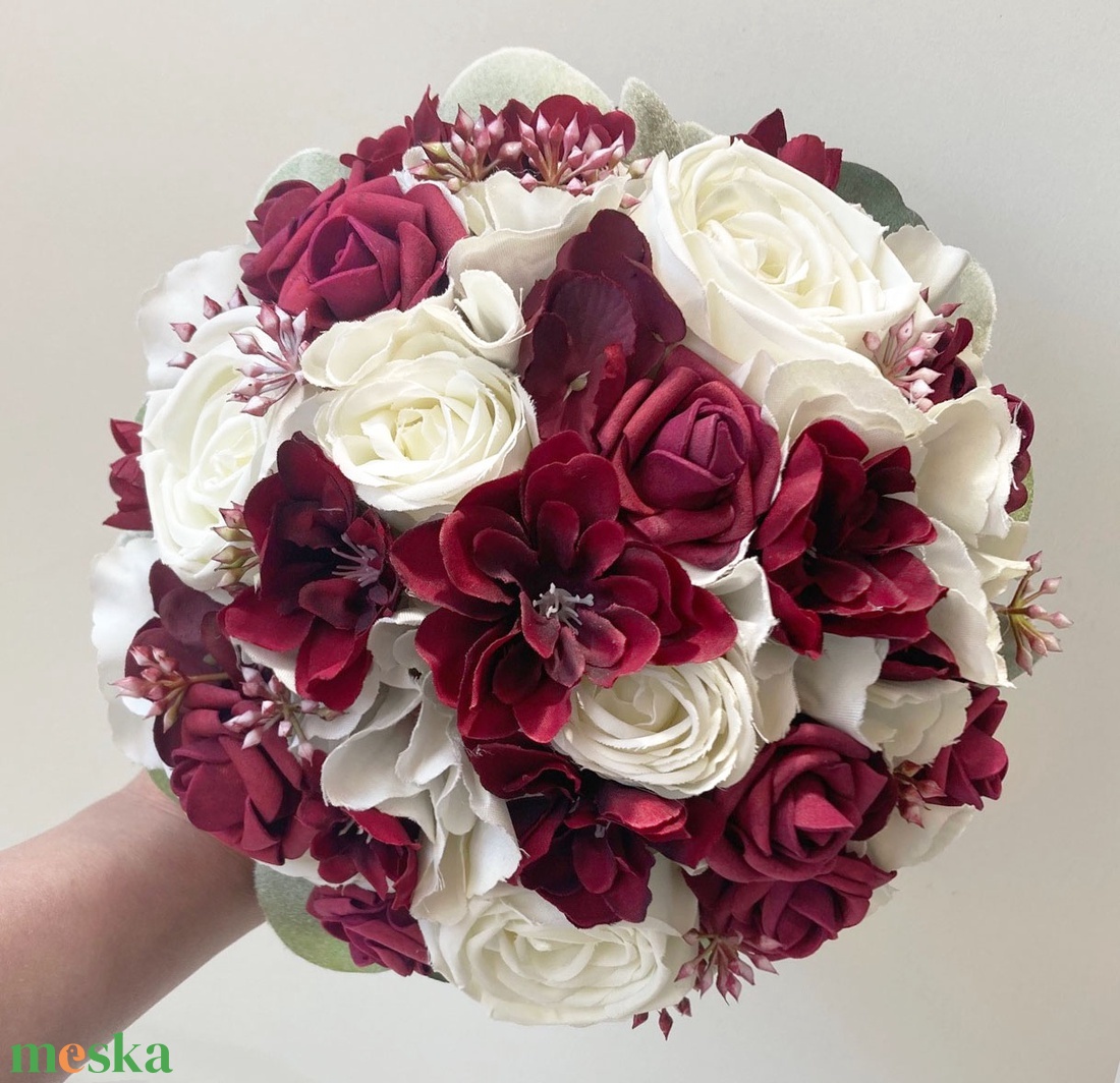 Bordó fehér menyasszonyi csokor  - esküvő - menyasszonyi- és dobócsokor - Meska.hu