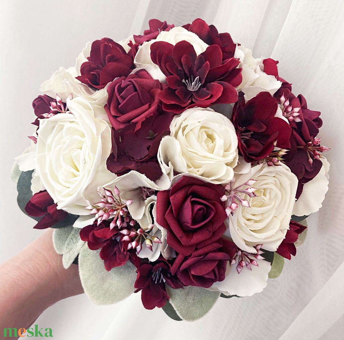 Bordó fehér menyasszonyi csokor  - esküvő - menyasszonyi- és dobócsokor - Meska.hu