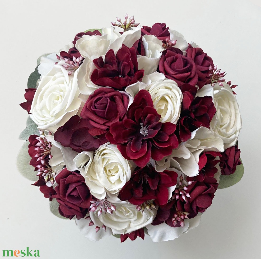 Bordó fehér menyasszonyi csokor  - esküvő - menyasszonyi- és dobócsokor - Meska.hu