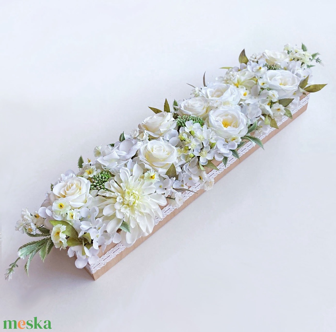 Vintage esküvői főasztaldísz selyemvirágból nagy - esküvő - dekoráció - asztaldísz - Meska.hu