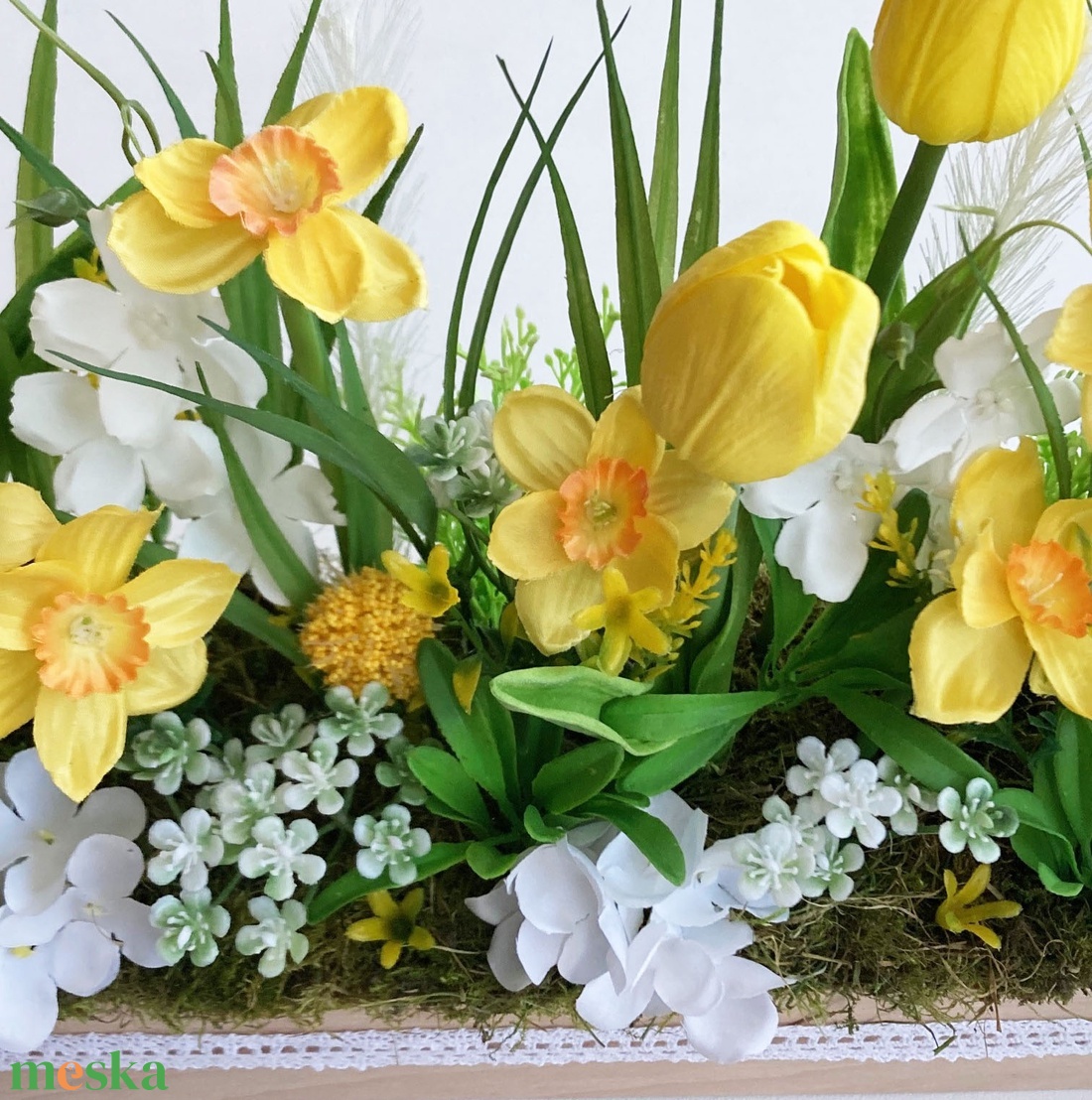 Tulipános tavaszi virágláda - otthon & életmód - dekoráció - asztal és polc dekoráció - asztaldísz - Meska.hu Tulipános tavaszi virágláda - otthon & életmód - dekoráció - asztal és polc dekoráció - asztaldísz - Meska.hu
