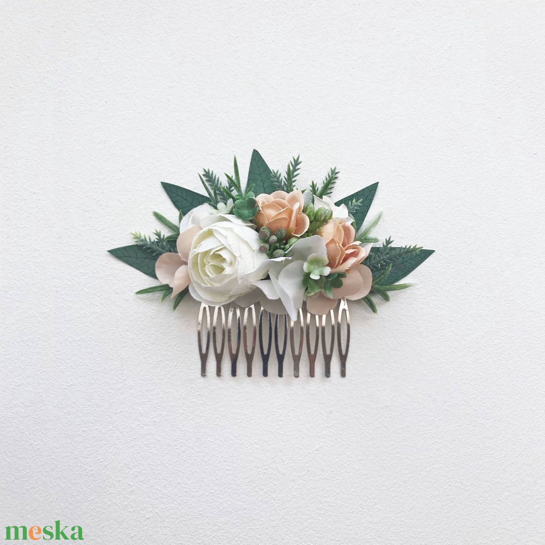 Fésűs hajdísz púder selyemvirágos - esküvő - hajdísz - fésűs hajdísz - Meska.hu