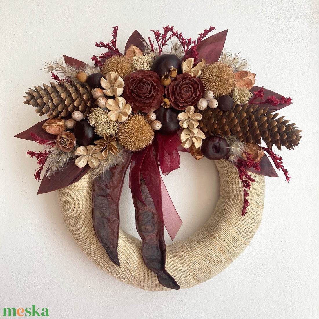 Koszorú száraz virágokkal tobozokkal - otthon & életmód - vallás - temetkezési tárgy - sírkoszorú, kegyeleti koszorú - Meska.hu