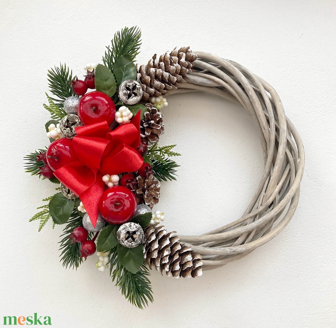 Karácsonyi ajtódísz piros masnival és almákkal - karácsony - karácsonyi lakásdekoráció - karácsonyi ajtódíszek - Meska.hu