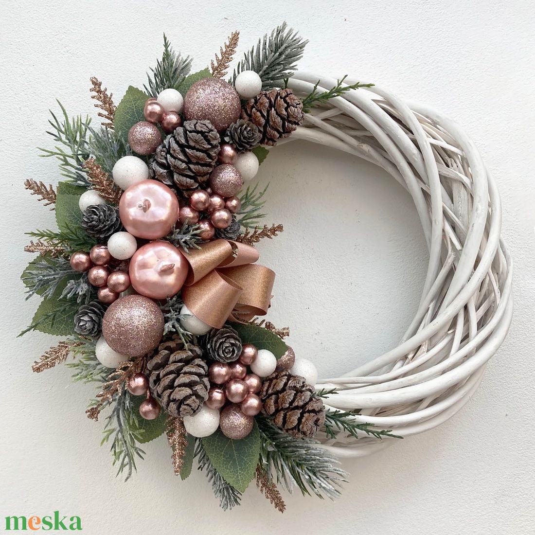 Karácsonyi ajtódísz rosegold - karácsony - karácsonyi lakásdekoráció - karácsonyi ajtódíszek - Meska.hu