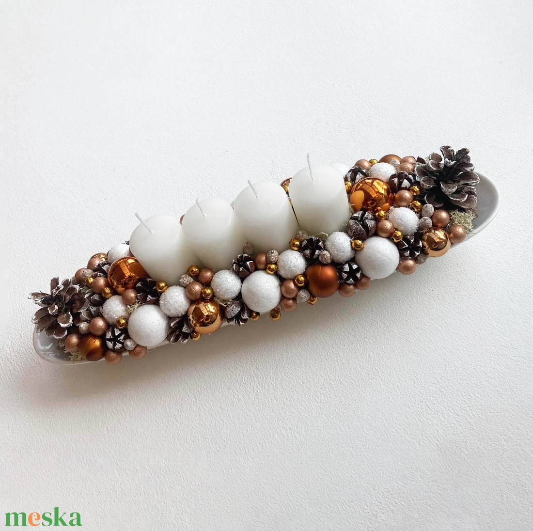 Adventi asztaldísz bronz fehér - karácsony - adventi díszek - adventi koszorú - Meska.hu
