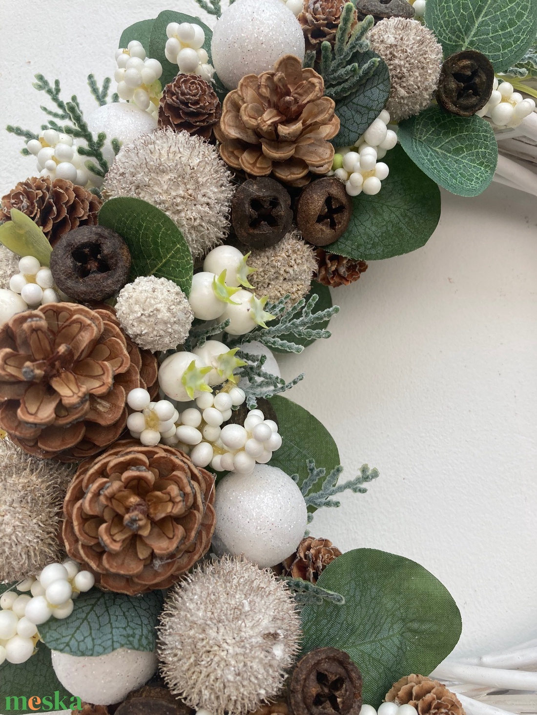 Téli ajtódísz eukaliptusszal - otthon & életmód - dekoráció - ajtó- és ablak dekoráció - ajtódísz & kopogtató - Meska.hu