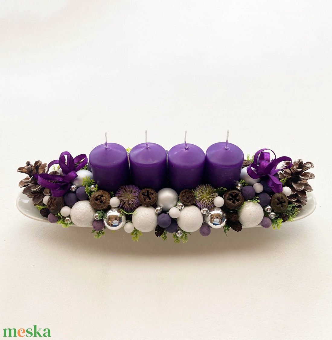 Karácsonyi asztaldísz lila ezüst - karácsony - adventi díszek - adventi koszorú - Meska.hu