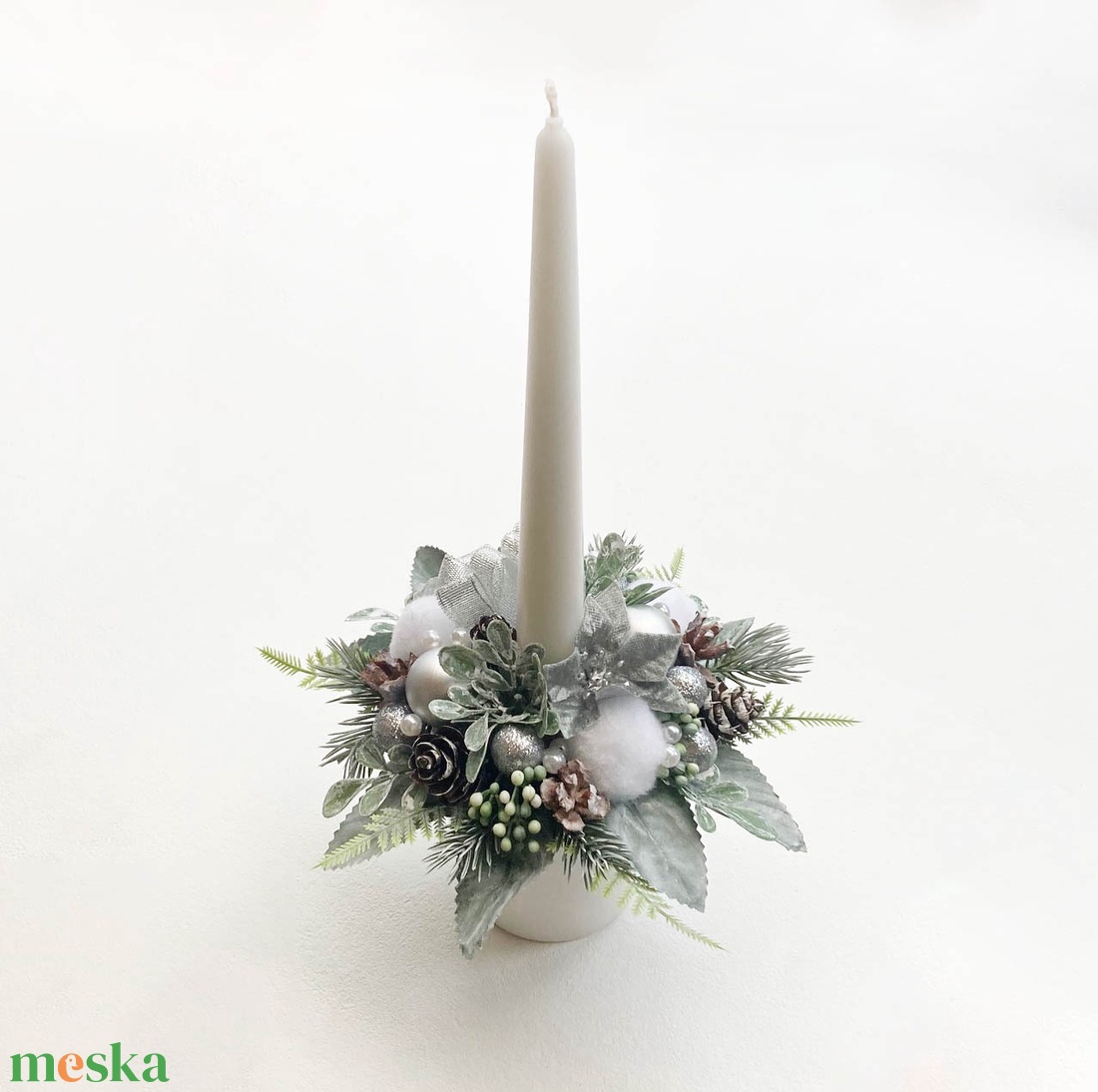 Gyertyás karácsonyi asztaldísz ezüst hamvas - karácsony - karácsonyi lakásdekoráció - karácsonyi lakásdíszek - Meska.hu