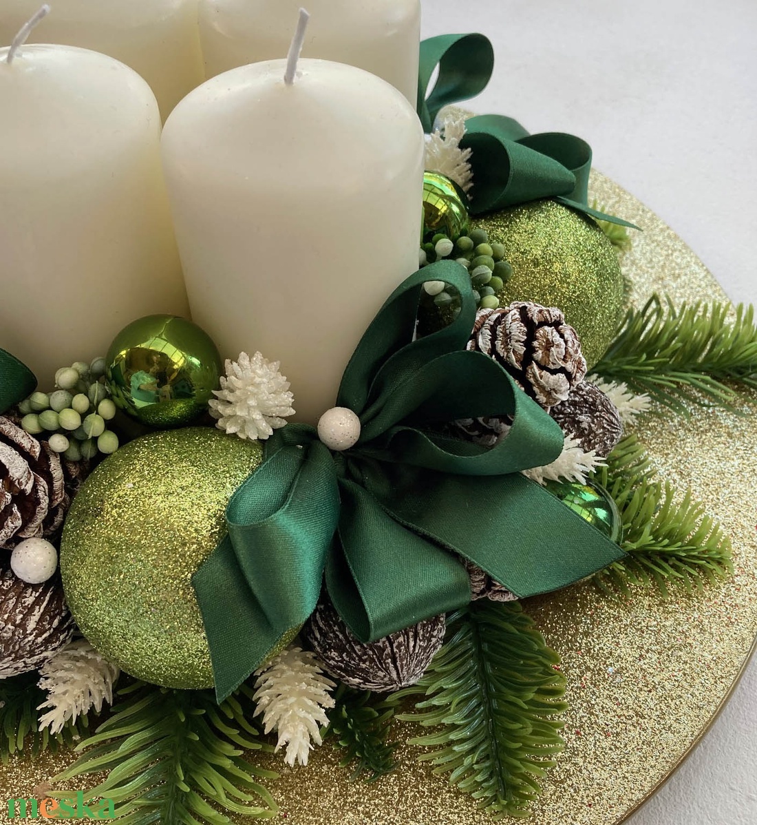 Adventi asztaldísz zöld arany - karácsony - adventi díszek - adventi koszorú - Meska.hu