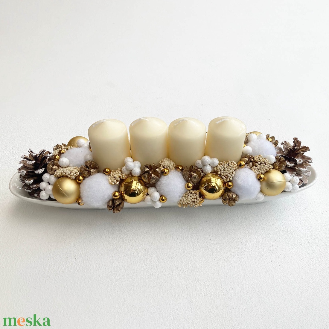 Adventi asztaldísz arany krém - karácsony - adventi díszek - adventi koszorú - Meska.hu