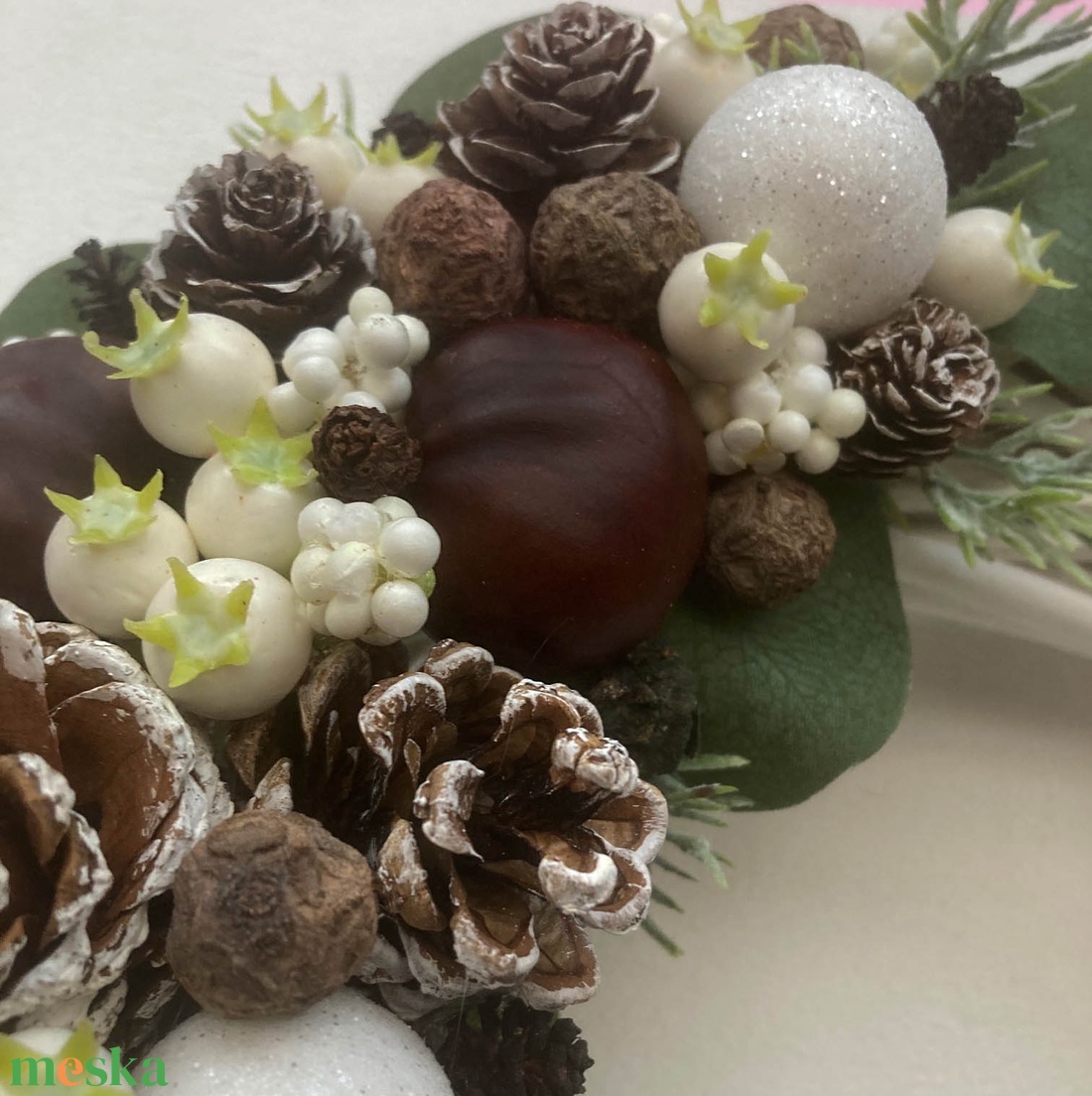 Téli ajtódísz eukaliptusz levelekkel - otthon & életmód - dekoráció - ajtó- és ablak dekoráció - ajtódísz & kopogtató - Meska.hu