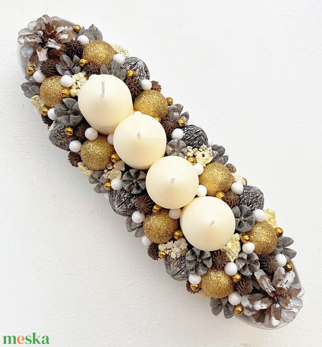 Adventi asztaldísz arany krém - karácsony - adventi díszek - adventi koszorú - Meska.hu