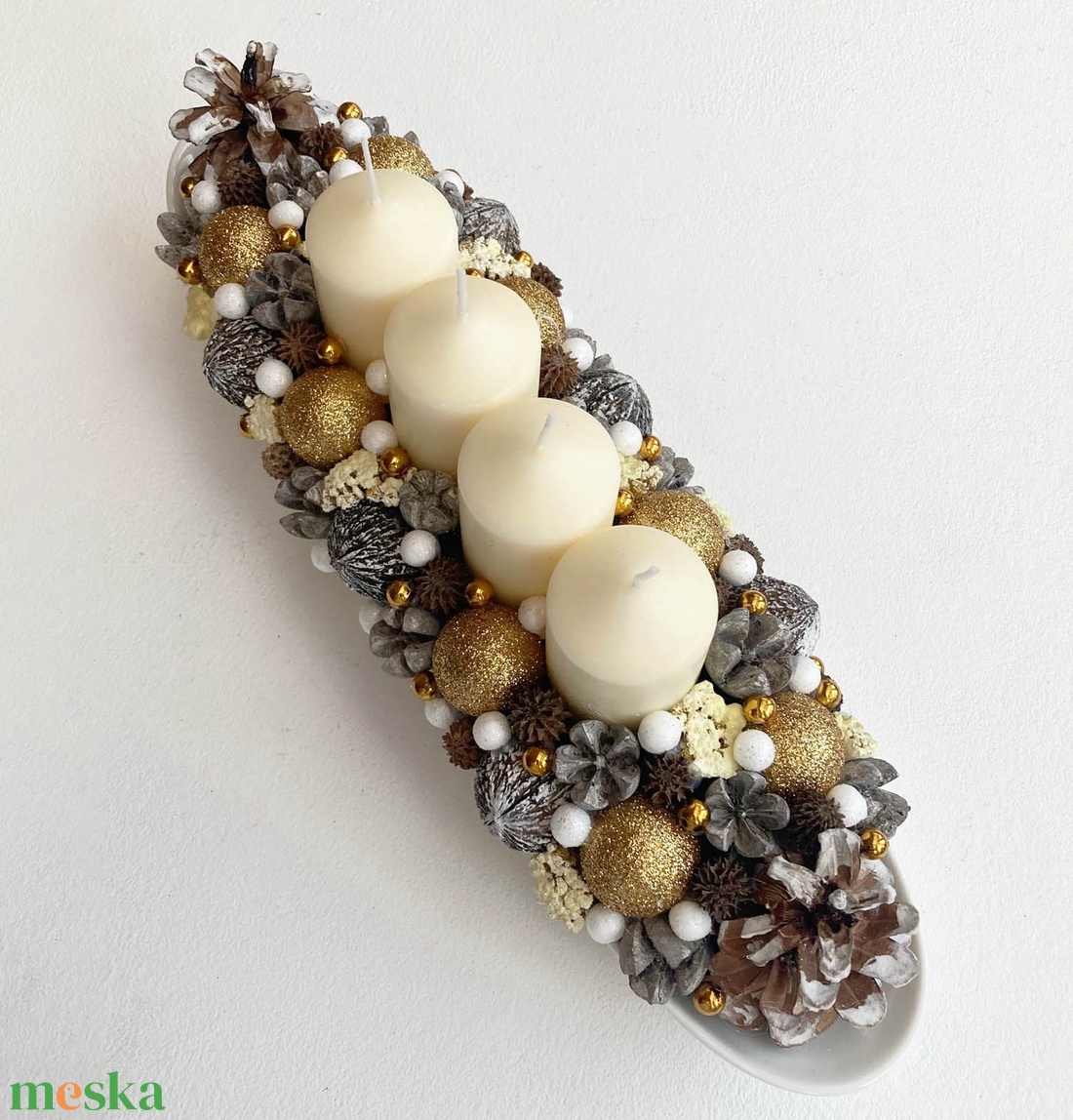 Adventi asztaldísz arany krém - karácsony - adventi díszek - adventi koszorú - Meska.hu