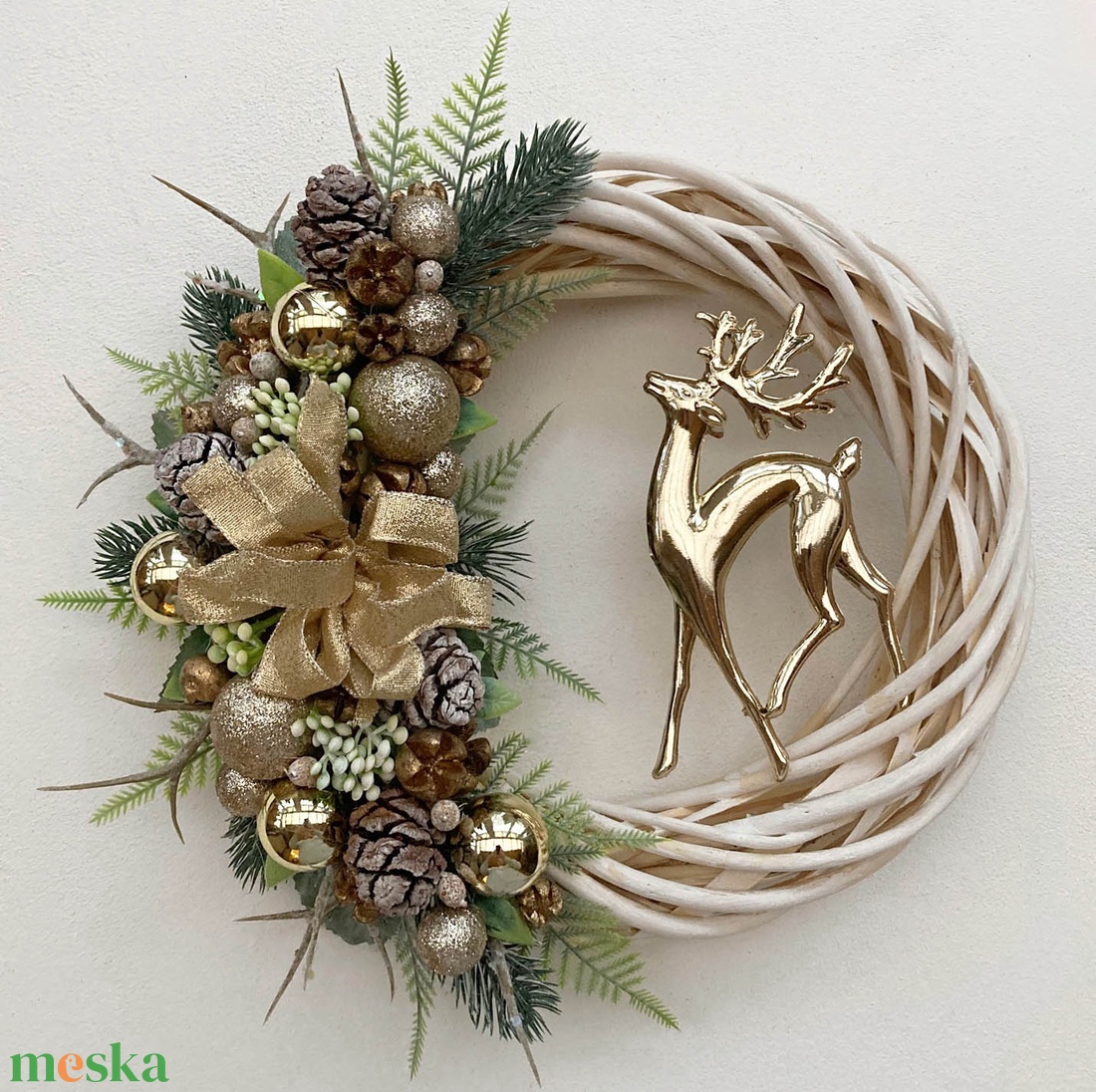 Csodaszarvas karácsonyi ajtódísz arany - karácsony - karácsonyi lakásdekoráció - karácsonyi ajtódíszek - Meska.hu