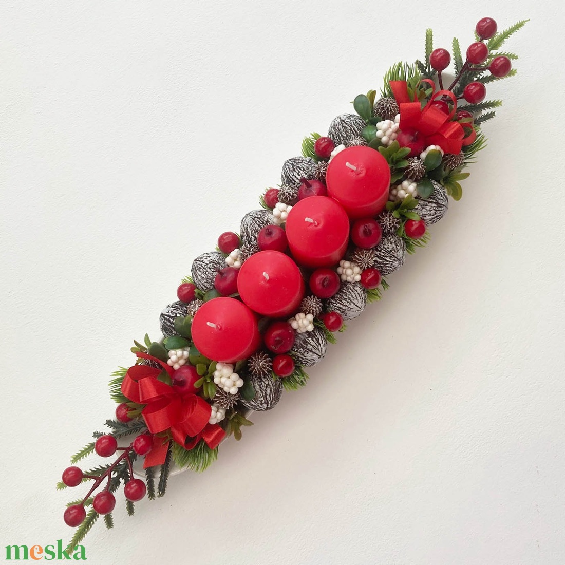 Adventi asztaldísz piros bogyós - karácsony - adventi díszek - adventi koszorú - Meska.hu