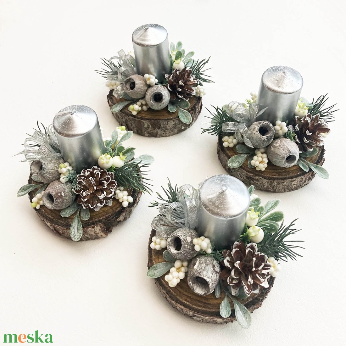 4db-os karácsonyi asztaldísz csomag ezüst - karácsony - karácsonyi lakásdekoráció - karácsonyi lakásdíszek - Meska.hu