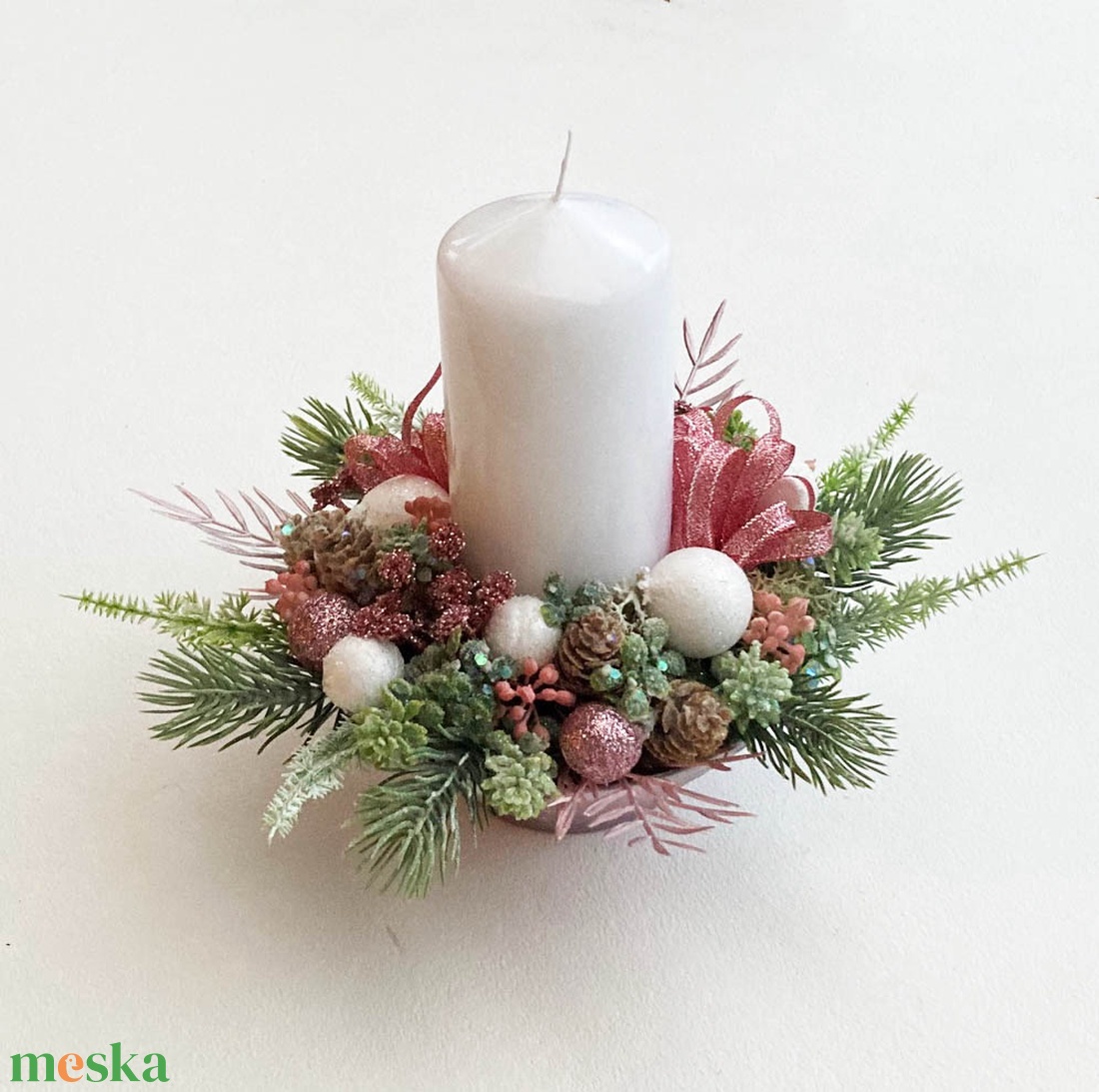 Karácsonyi asztaldísz rózsaszín  - karácsony - karácsonyi lakásdekoráció - karácsonyi lakásdíszek - Meska.hu