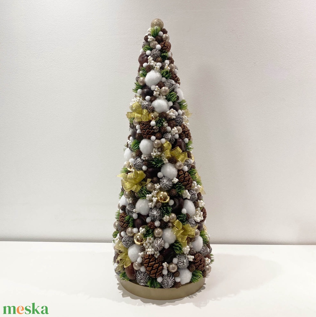Midi karácsonyfa (grincsfa) arany - karácsony - karácsonyi lakásdekoráció - karácsonyfa, grincsfa - Meska.hu