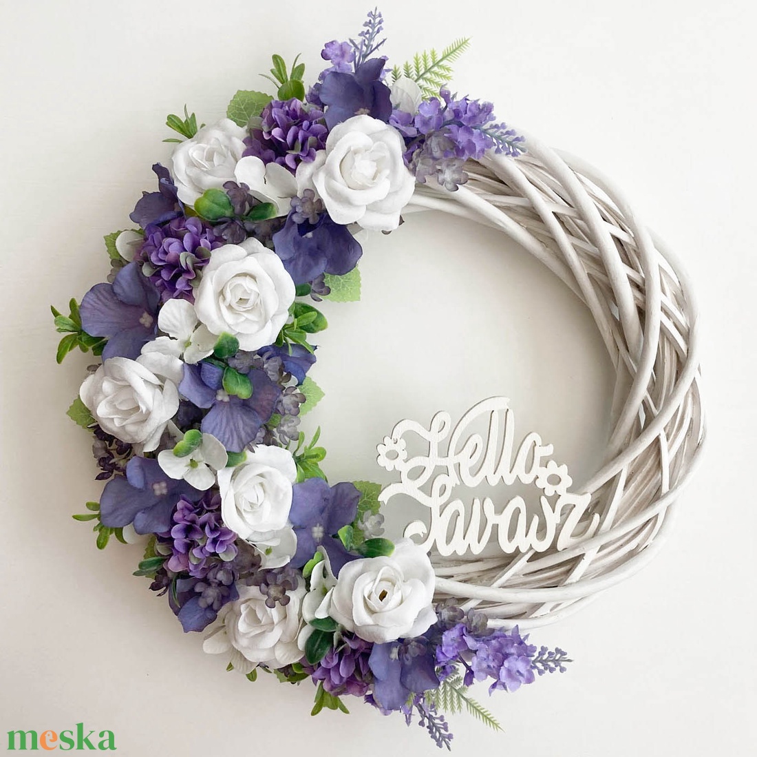 Lila Hello tavasz ajtódísz koszorú - otthon & életmód - dekoráció - ajtó- és ablak dekoráció - ajtódísz & kopogtató - Meska.hu