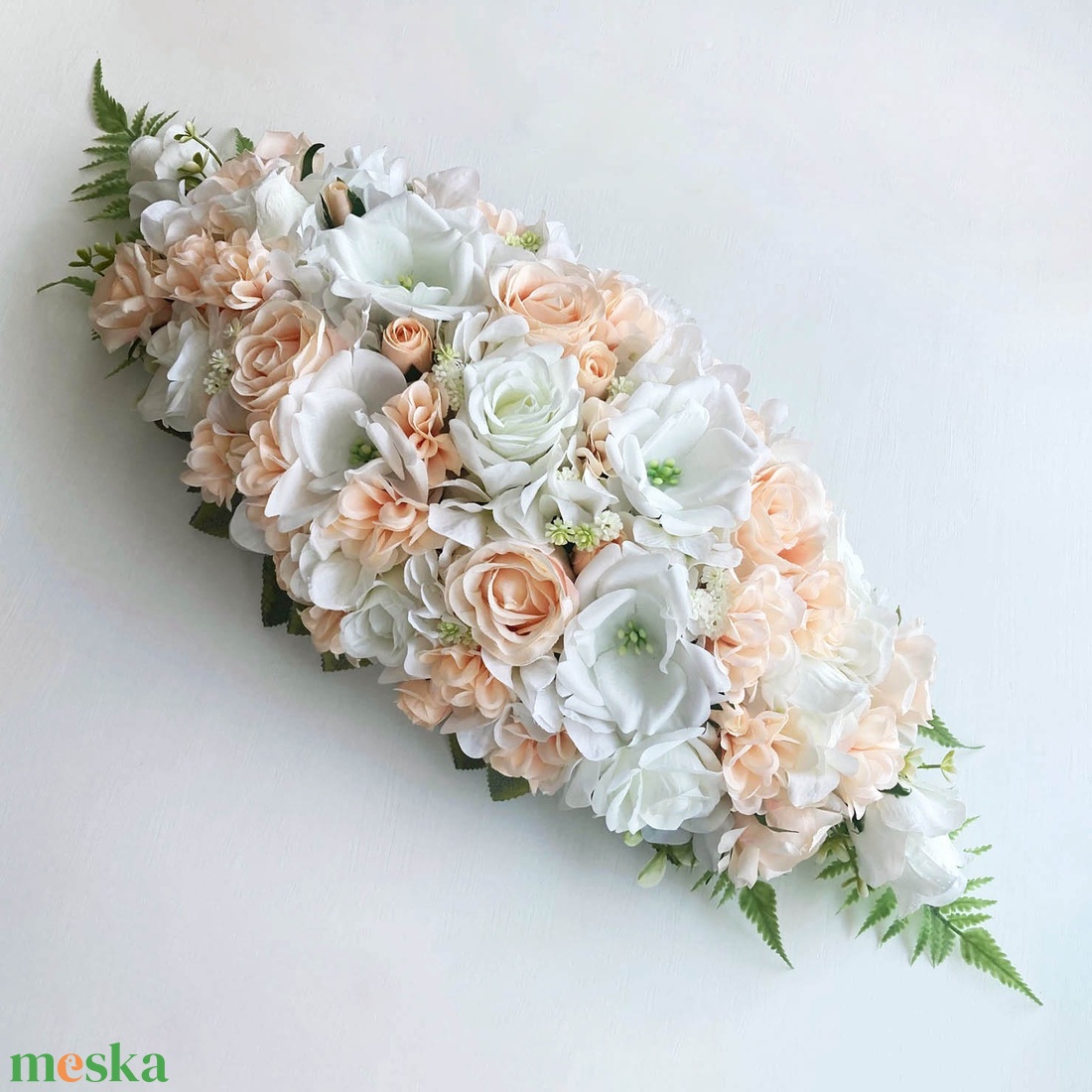 Esküvői asztaldísz púder selyemvirágos - esküvő - dekoráció - asztaldísz - Meska.hu