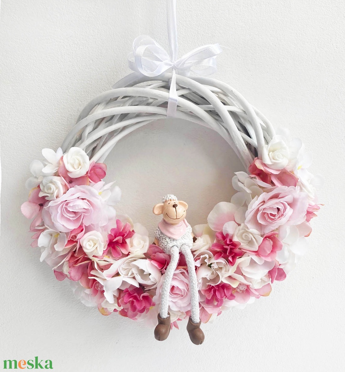 Bárányos ajtódísz púder rózsaszín - ünnepi díszek, dekorációk - húsvéti díszek és dekorációk - húsvéti ajtódísz, kopogtató - Meska.hu