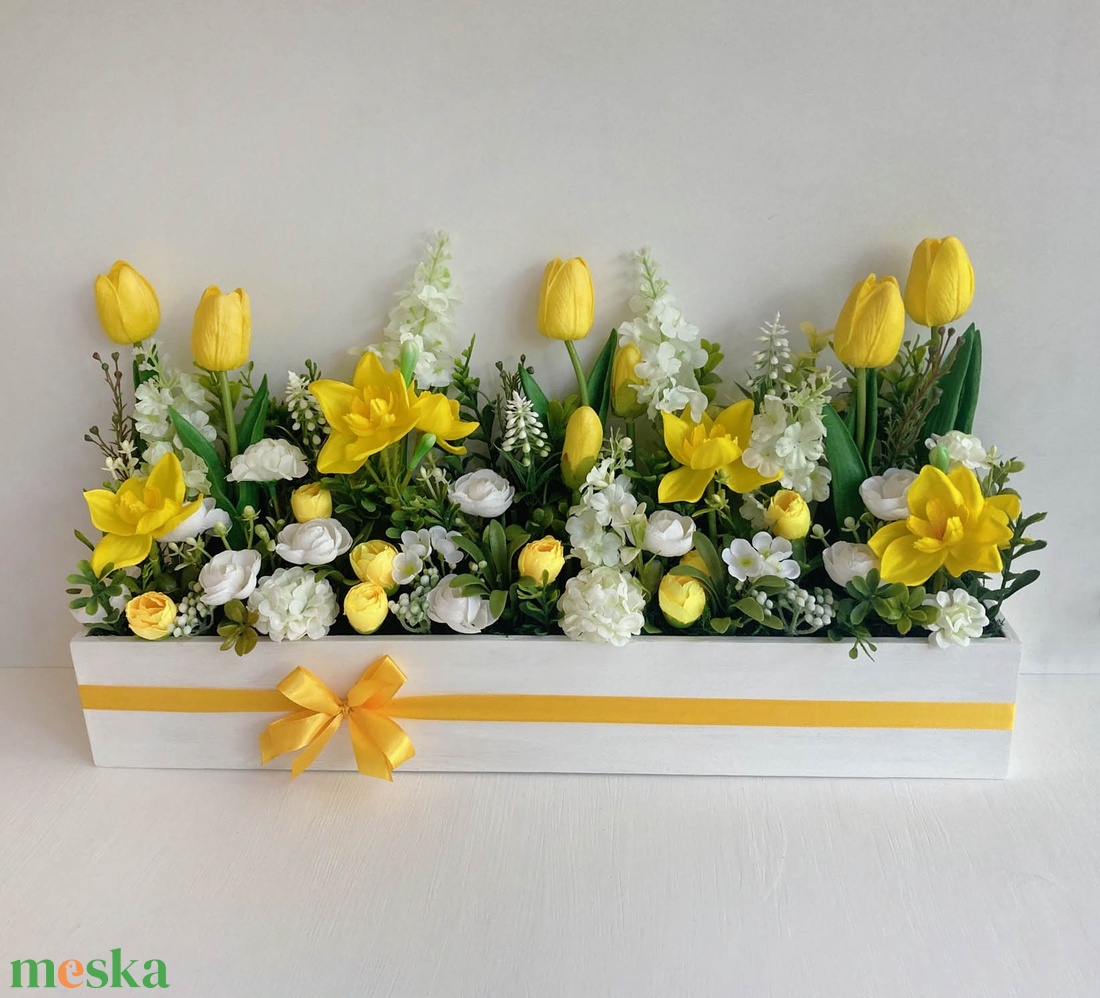 Tulipános virágláda asztaldísz - otthon & életmód - virágdekoráció - virágok - virágbox - Meska.hu